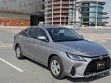 TOYOTA YARIS 2024